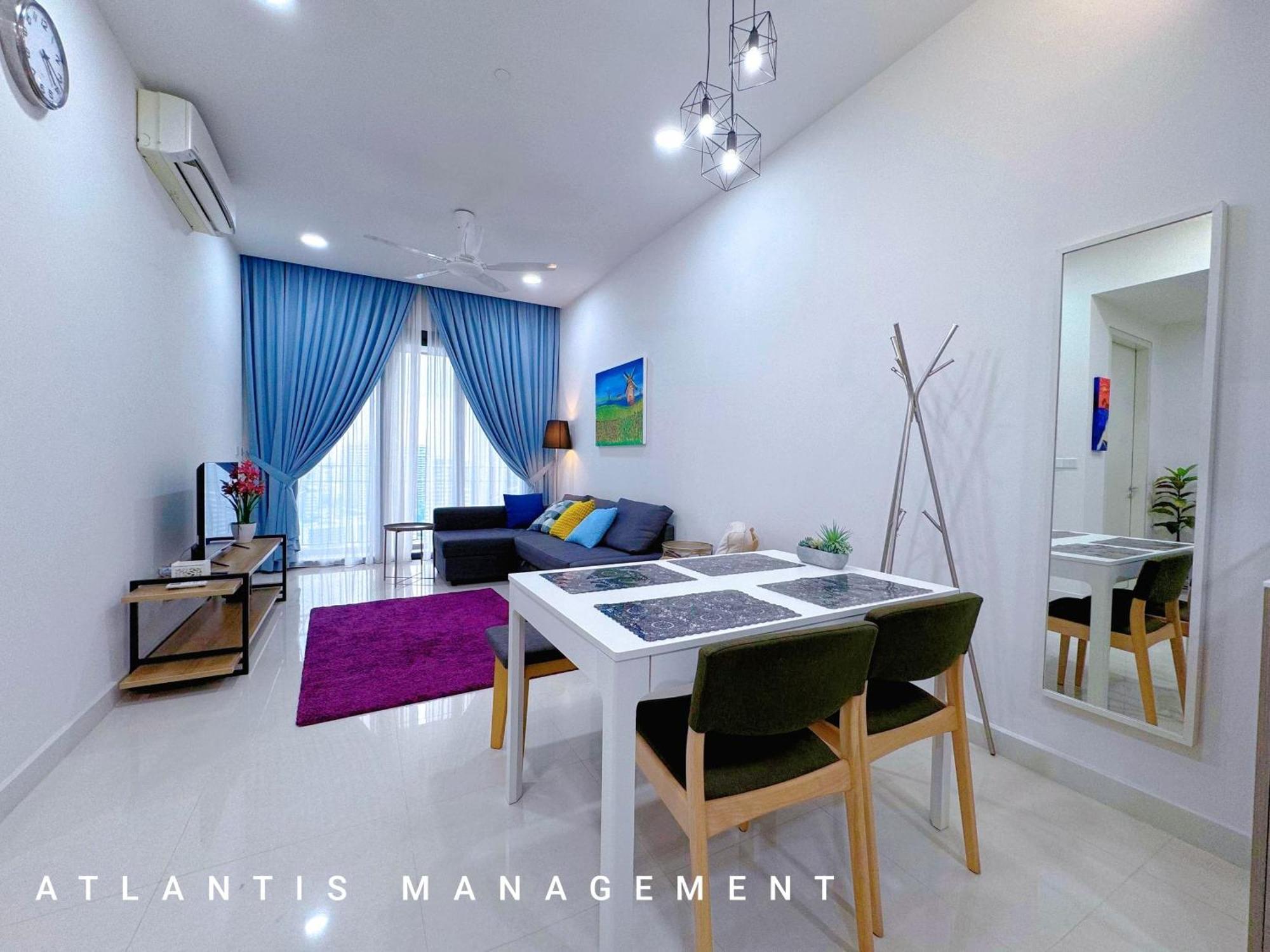 Viia Residences Kl Eco City, Walking Distance To Mid Valley & The Garden & Lrt * Kuala Lumpur