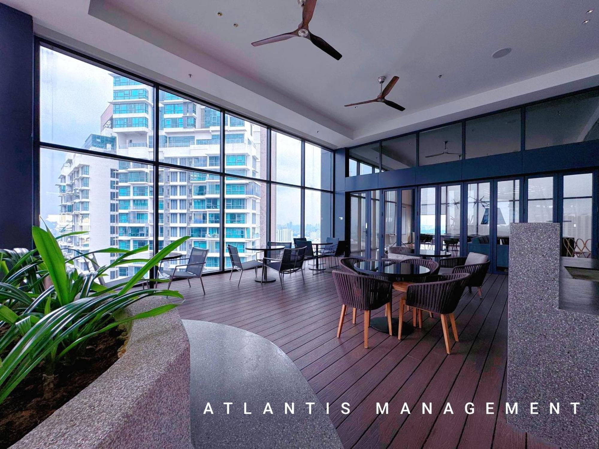 Viia Residences Kl Eco City, Walking Distance To Mid Valley & The Garden & Lrt *